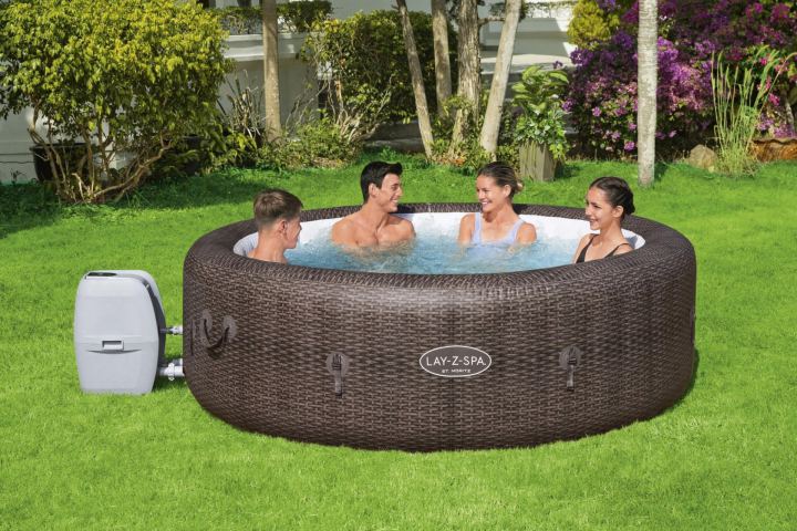 lay-z-spa of opblaas jacuzzi informatie